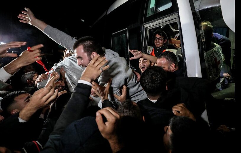 استقبال از اسرای فلسطینی