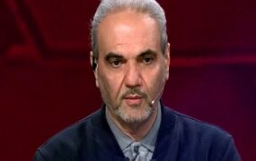 خیابانی مدیران فدراسیون فوتبال