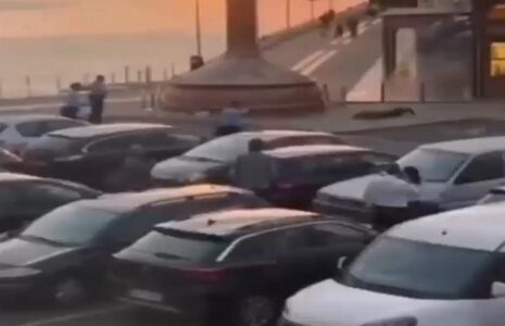 نارنجک آب انار رستوران گردشگر روسی