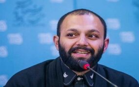 صابر ابر صحنه تئاتر