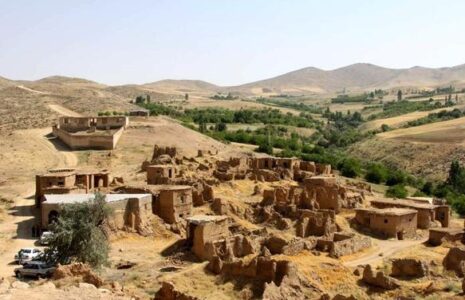 قلعه تاریخی آق بلاغ