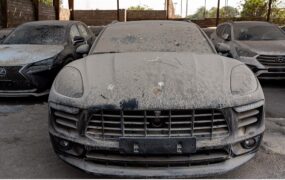 پوسیدن خودروهای بنز و BMW در گمرک بوشهر