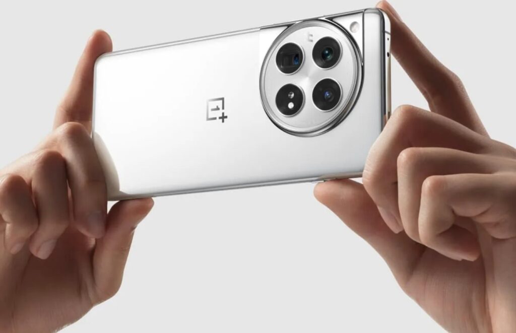 اژدهای چینی «وان پلاس ۱۲» برای سر شاخ شدن با بزرگان معرفی شد وان پلاس ۱۲