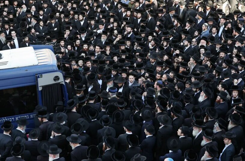 مراسم تدفین قاضی خاخام "الیملک واسرمن"