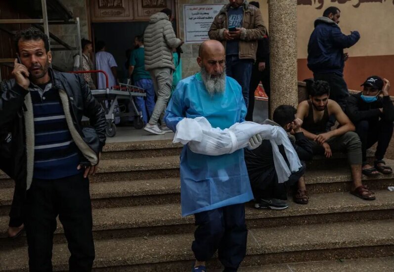 مجروحان بمباران مدرسه ای در خان یونس نوار غزه 