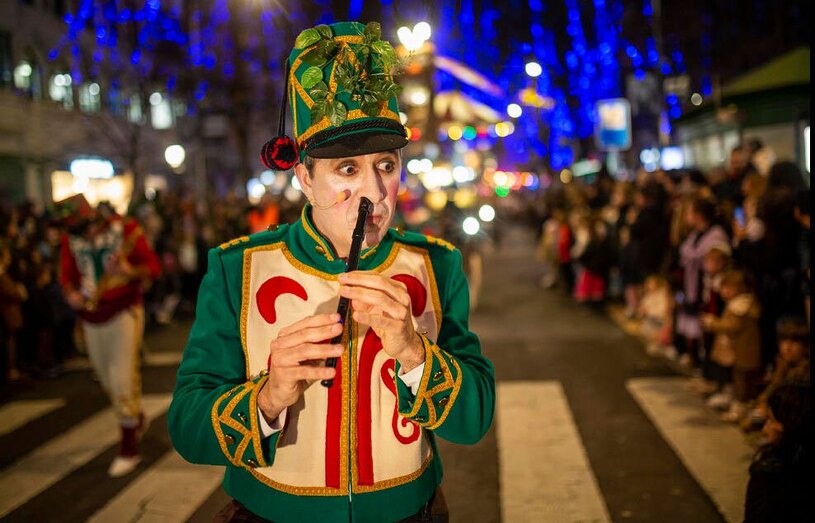 دیدنی های امروز؛ کریسمس خونین 2023 کارناوال کریسمس در شهر بیلبائو