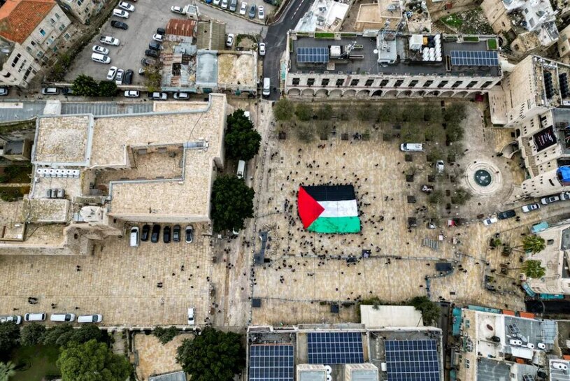 نمادی از سوگواری برای قربانیان حملات اسراییل به غزه 