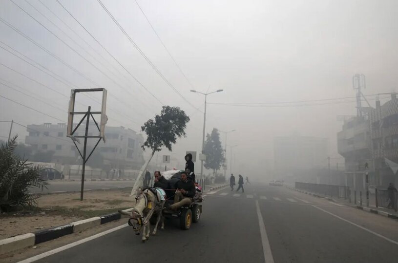 دیدنی های امروز؛ از تصاویر منتخب فضایی تا حمله موشکی اوکراین به روسیه جابجایی خانواده های فلسطینی در شهر خان یونس
