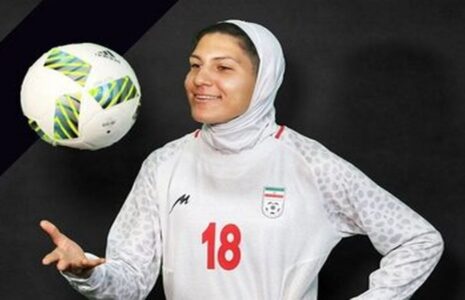 مراسم تشییع پیکر ملیکا محمدی در استادیوم آزادی/ فیلم