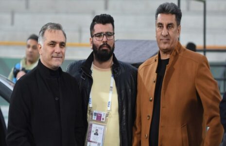 واکنش رئیس کمیته داوران بعد از اعلام پنالتی برای استقلال/ فیلم