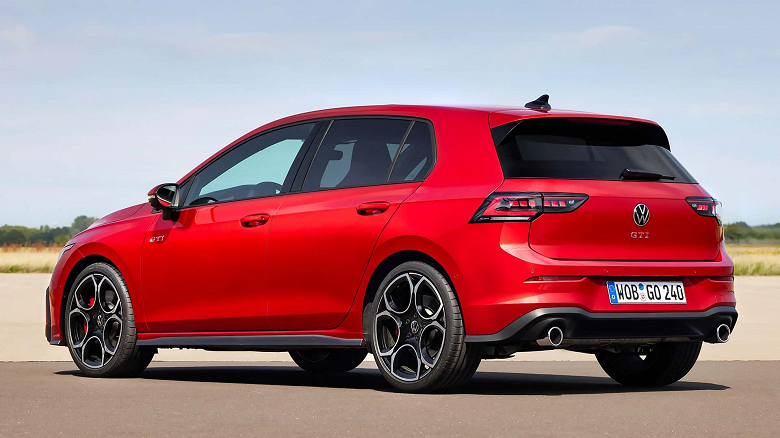 فولکس واگن GTI 2024