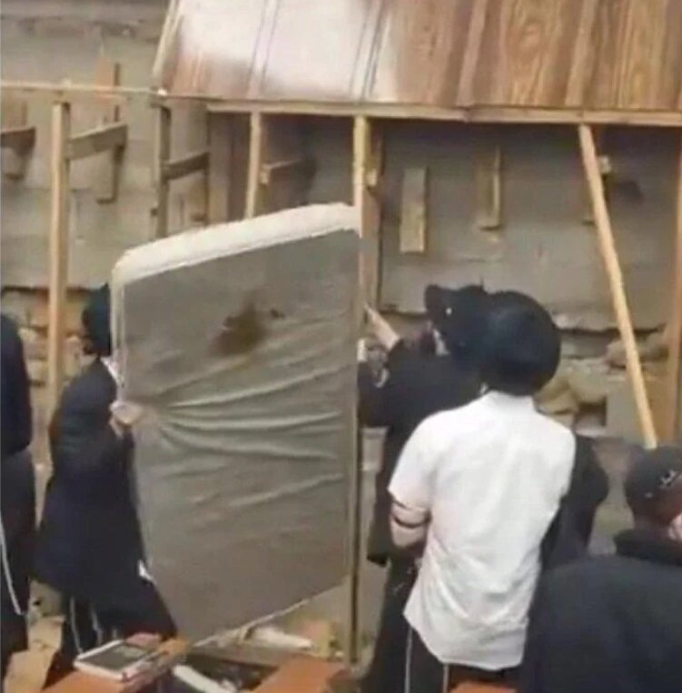 کشف تونل‌های صهیونیستی چاباد