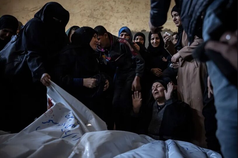 دیدنی های امروز؛ از تشییع شهدای حادثه تروریستی کرمان تا ادامه جستجو در مناطق زلزله زده ژاپن شهادت تمامی اعضای یک خانواده در بمباران خانه ای مسکونی