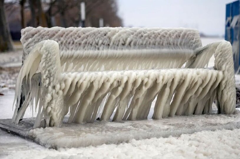 دیدنی های امروز؛ از کاروان پناهجویان عازم آمریکا تا خودروی مفهومی جدید هوندا برودت هوا در آلمان