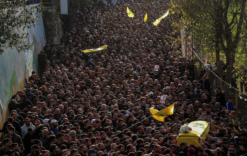 دیدنی های امروز؛ از کاروان پناهجویان عازم آمریکا تا خودروی مفهومی جدید هوندا مراسم تشییع پیکر "حاج جواد" معاون فرمانده تیپ رضوان حزب الله لبنان