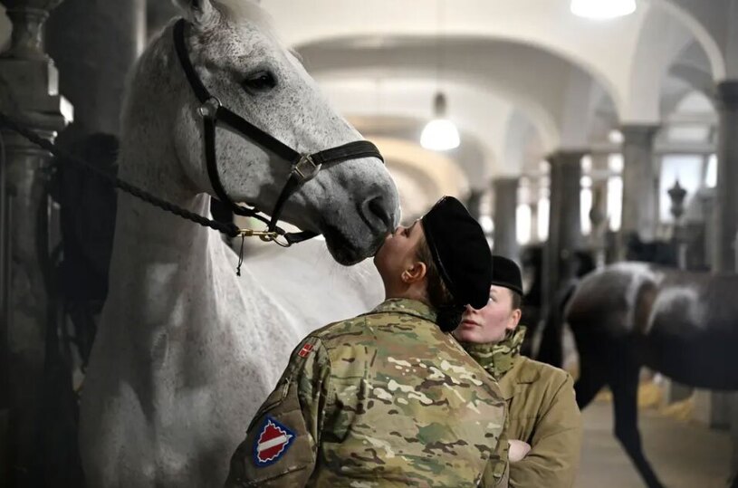 دیدنی های امروز؛ از پادشاه جدید دانمارک تا اعتصاب کشاورزان آلمانی جشن به تخت نشستن پادشاه جدید دانمارک