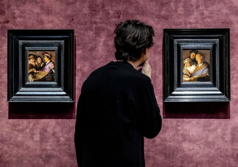 دیدنی های امروز؛ از روز غسل مسیحیان ارتدوکس تا فروش ماکت کشتی گالکسی لیدر نمایشگاهی از نقاشی های "رامبراند"