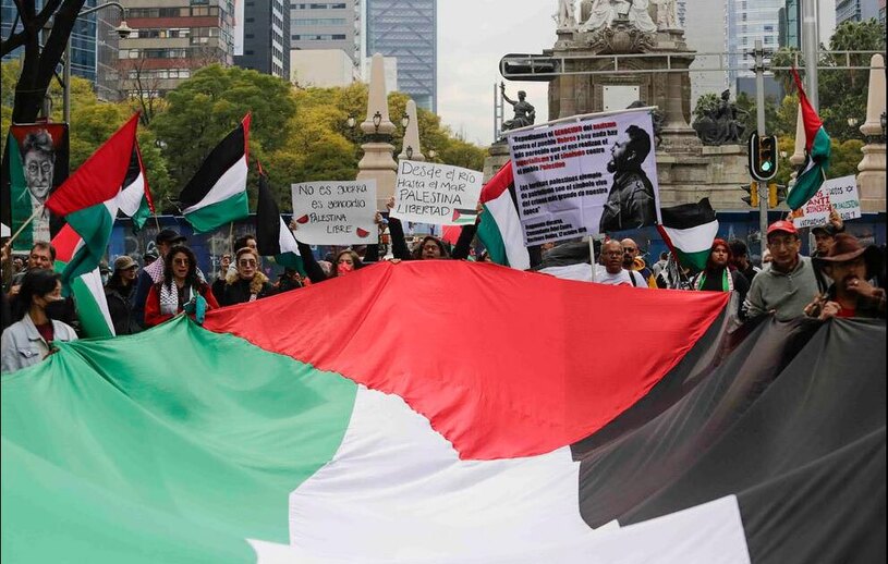 دیدنی های امروز؛ از روز گل لاله در هلند تا تظاهرات ضدنژادپرستی در آلمان تظاهرات حامیان فلسطین در شهر مکزیکوسیتی