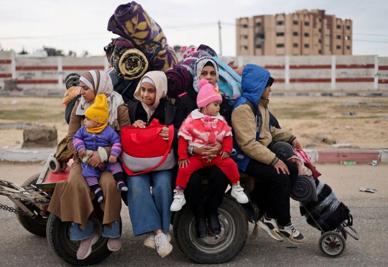 کوچ فلسطینی های ساکن غزه از منطقه جنگی خان یونس