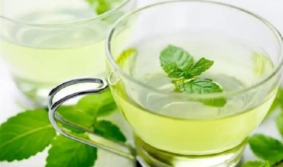 به نوزادان زیر یک ماه عرق نعنا ندهید