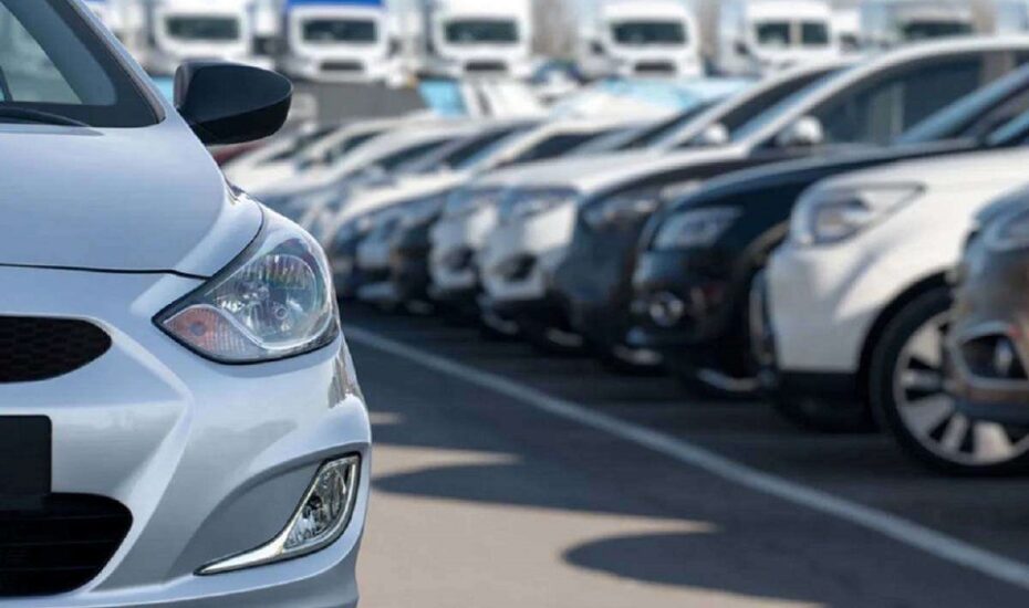 تمدید مهلت ثبت‌نام خودروهای وارداتی تا ۱۷ دی