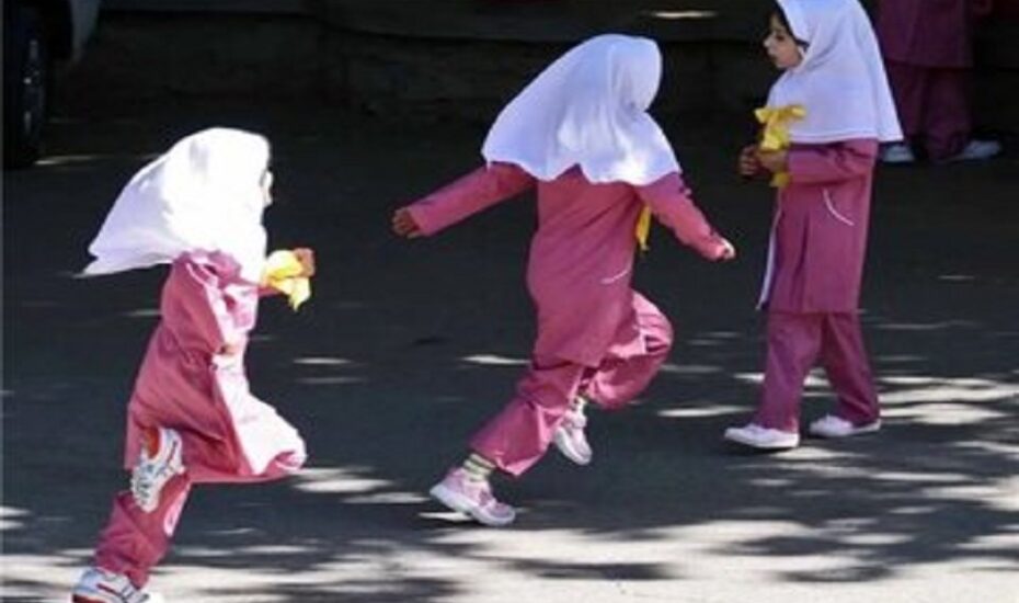 ضرب و شتم دانش آموز به خاطر حجاب