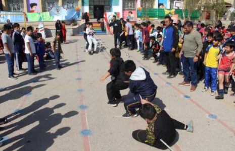 ناظم مدرسه فرشته نجات دانش آموز