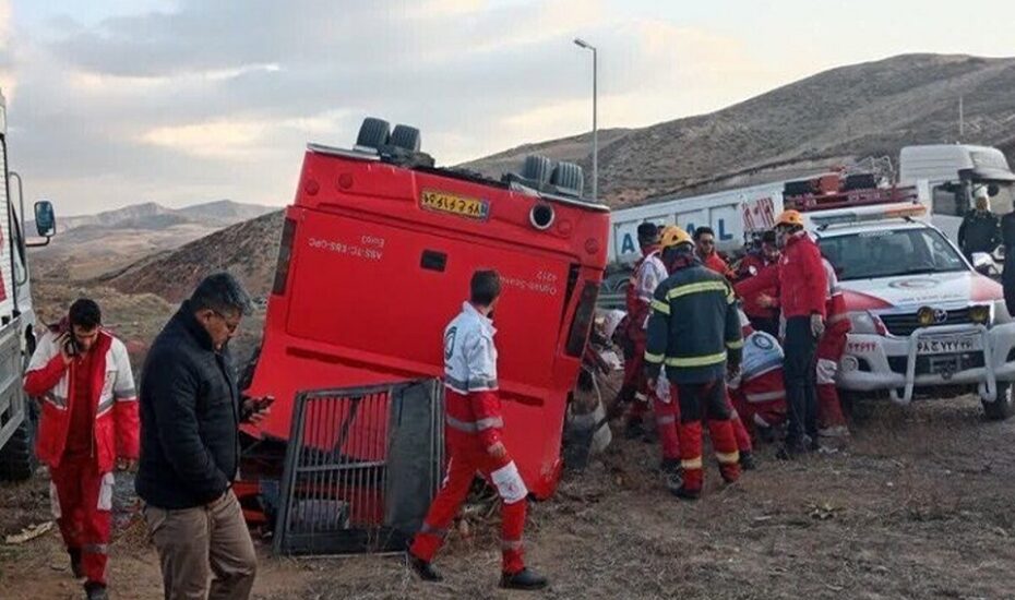 واژگونی اتوبوس