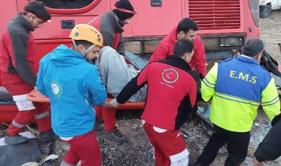 واژگونی اتوبوس کارگران سمنان