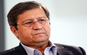 واکنش همتی نسبت به کاهش پایه پولی از ابتدای سال