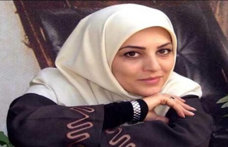 پوشش مجریِ خانم تلویزیون