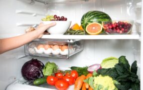 ۸ ماده خوراکی یخچال فاسد