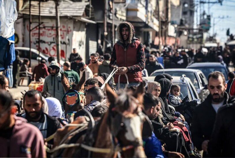 دیدنی های امروز؛ از لندنی های پایِ کار فلسطین تا سال نو چینی تراکم 1.5 میلیون نفری جمعیت در شهر رفح