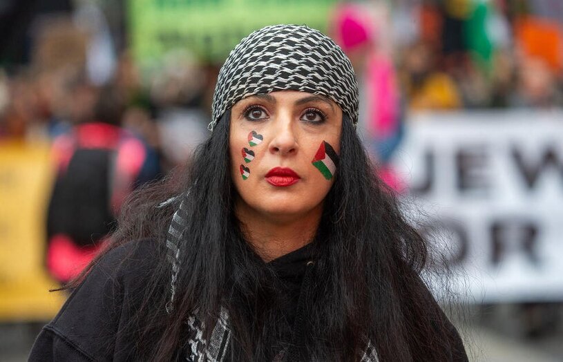 دیدنی های امروز؛ از لندنی های پایِ کار فلسطین تا سال نو چینی راهپیمایی عظیم چند صدهزار نفره حامیان فلسطین در شهر لندن