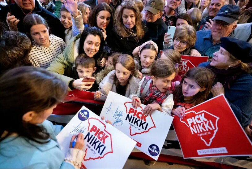 دیدنی های امروز؛ از تبلیغات انتخابات ریاست جمهوری آمریکا تا سالگرد زلزله ترکیه "نیکی هیلی" یکی از نامزدهای حزب جمهوریخواه برای انتخابات ریاست جمهوری 2024