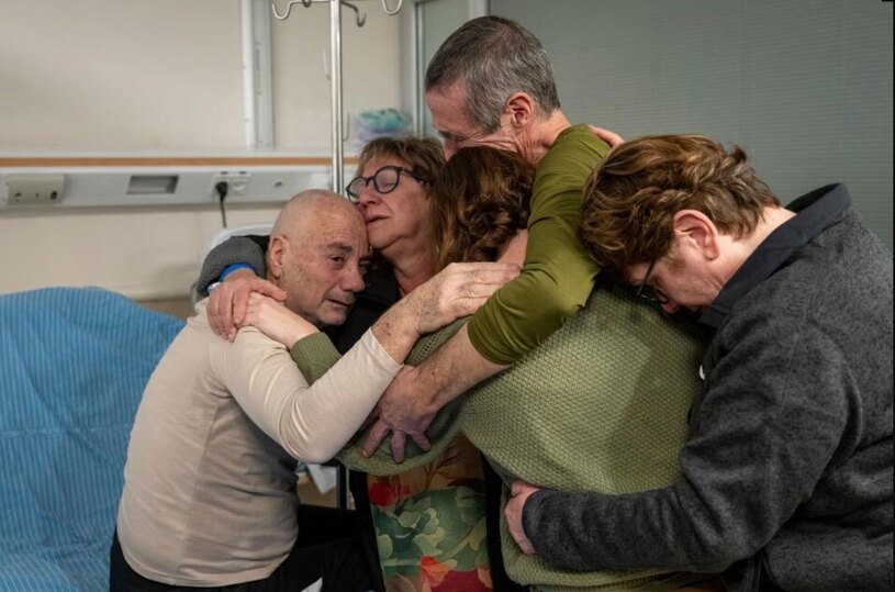 خانواده یک شهروند اسراییلی آزاد شده 