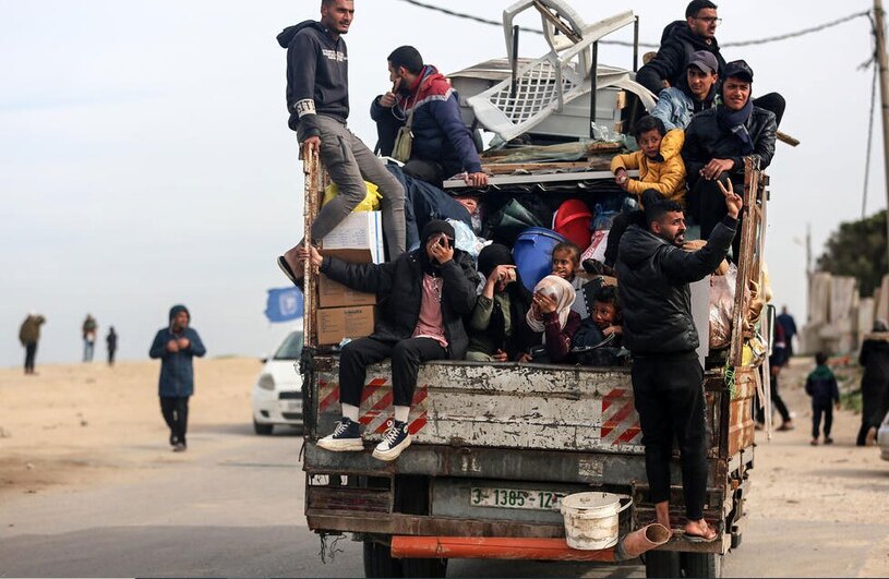 جابجایی برخی از خانواده های فلسطینی از شهر رفح در جنوب نوار غزه