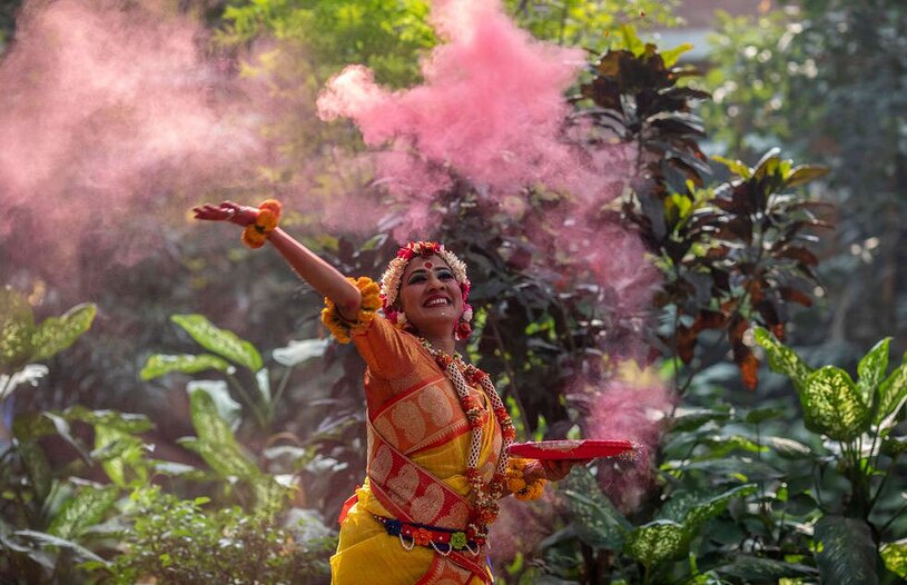 دیدنی های امروز؛ از روز ولنتاین تا جشنواره بهاره برگزاری مراسم "جشنواره بهاره"