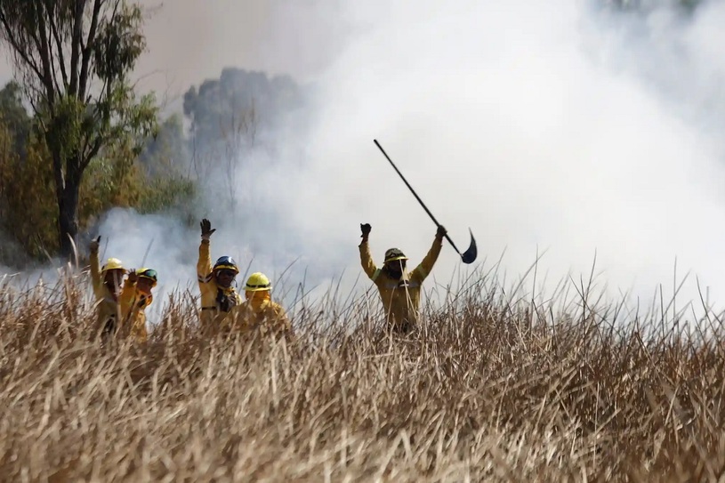 دیدنیهای امروز، از نمایشگاه خودروی ژنو تا رقص محیط زیستی آتشنشانان در مکزیکوسیتیِ مکزیک