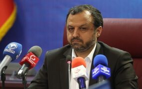 وزیر اقتصاد بانک آینده بانک‌های ناتراز