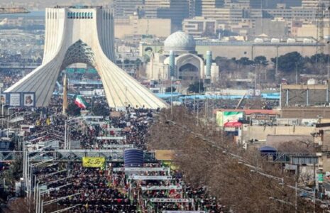 دیدنی های امروز؛ از جشن چهل و پنجمین سالگرد پیروزی انقلاب تا کارناوال درسدن آلمان