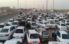 صف ۸ کیلومتری خودروها در بندر پل‌
