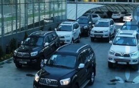 ریزش قیمت‌ بازار خودروهای خارجی