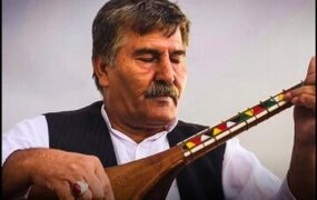 استاد موسیقی