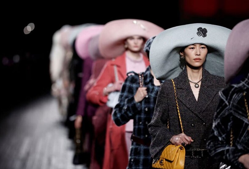 دیدنی های امروز؛ از جشن تولد پیرترین زن دنیا تا انتخابات مقدماتی آمریکا هفته مد پاریس