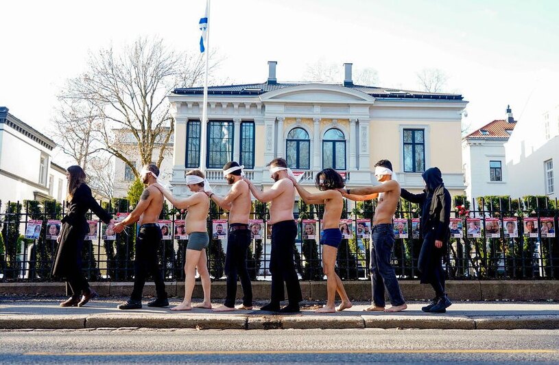 دیدنی های امروز؛ از جشن تولد پیرترین زن دنیا تا انتخابات مقدماتی آمریکا تظاهرات اعتراضی "گروه اقدام برای فلسطین"