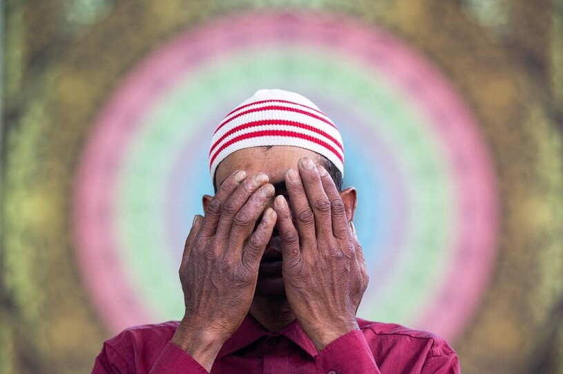 دیدنی های امروز؛ از رمضان در کشورهای مختلف تا جمعیت عظیم تماشاگران مسابقات اسب دوانی یک مسلمان در اولین جمعه ماه رمضان