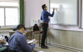 دانش آموزان معدل