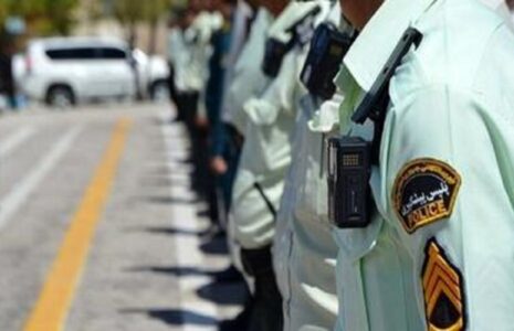 حمله به مامورین پلیس در یک تجمع غیر قانونی