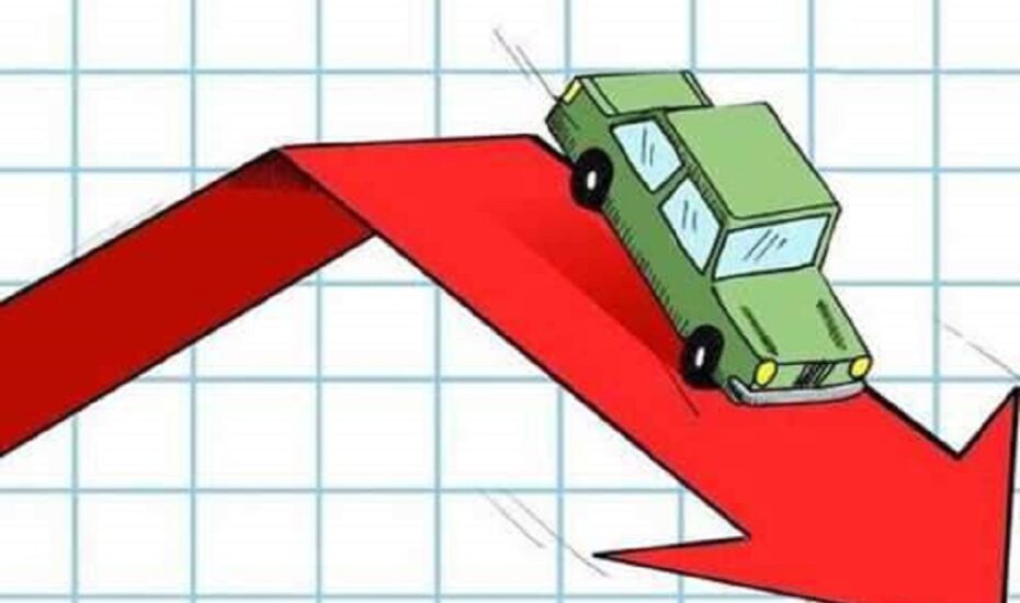 ریزش قیمت خودرو در بازار